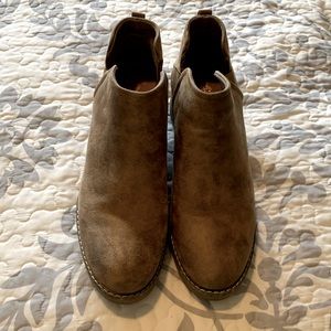 Crown vintage boots-size 11